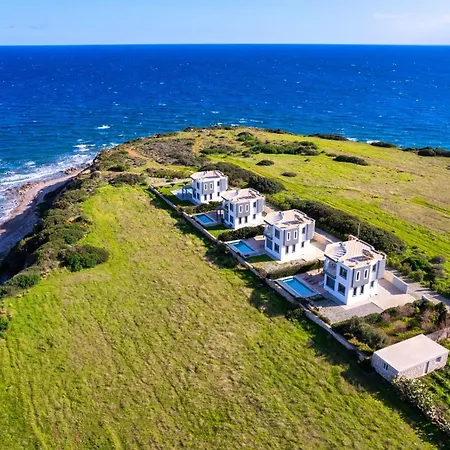Vila Aqua Natura Lakhania